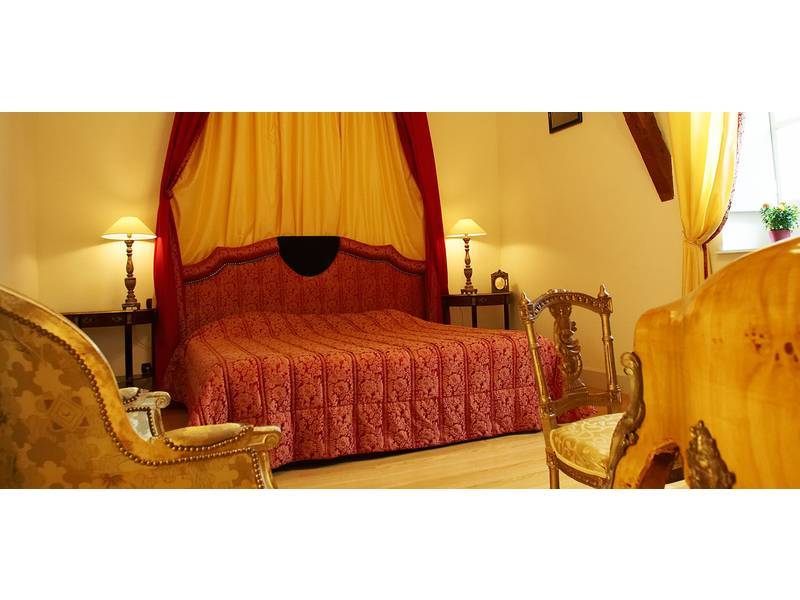 רבל Le Pavillon Du Chateau, Hotel & Spa מראה חיצוני תמונה