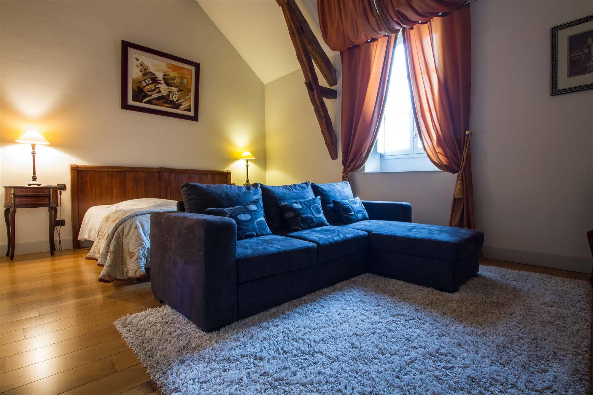 רבל Le Pavillon Du Chateau, Hotel & Spa מראה חיצוני תמונה