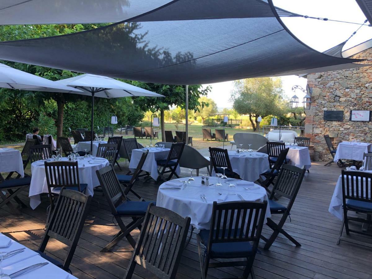 רבל Le Pavillon Du Chateau, Hotel & Spa מראה חיצוני תמונה